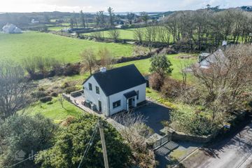 The Brambles, Derreennatra, Schull, Rossbrin, Co. Cork, P81WK52 — photo 3