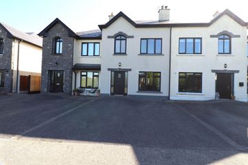 19 Ti Na Ri, Loughrea, Co. Galway, H62DE68 — photo 2