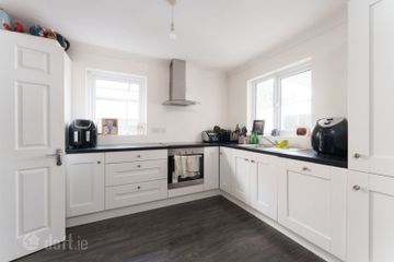 12 Hillview, Rhode, Co. Offaly, R35HX46 — photo 3