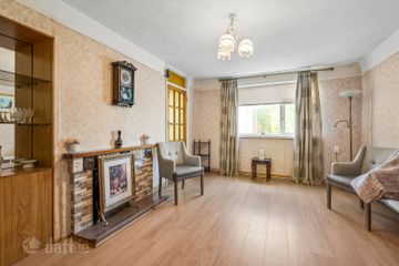 37 Edenmore Grove, Raheny, Dublin 5, D05K1W0 — photo 3