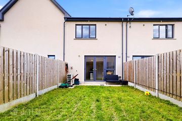 18 The Courtyard, Kilmartin Grove, Hollystown, Dublin 15, D15PNP4