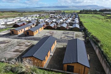 Cabin 64, Greencastle Cove, Greencastle, Co. Donegal, F93Y6DX — photo 2
