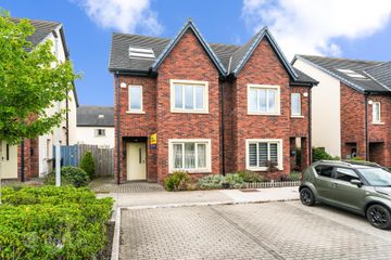 15 Cuil Duin Close, Citywest, Co. Dublin — photo 2