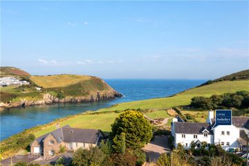 Coastguard Lodge, Britfieldstown, Robert's Cove, Cork, P17E627