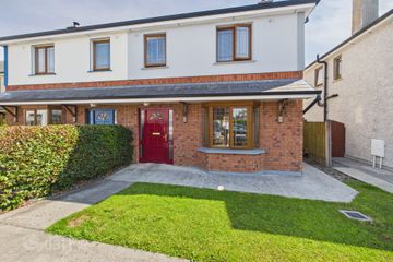 27 Rath Bawn, Portnick, Ballinasloe, Co. Galway, H53D599