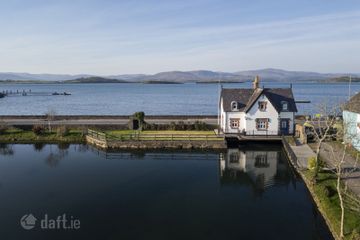 Sealodge Cottage, Seafield, Bantry, Co. Cork, P75YR70