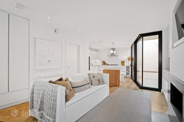 Seaflower Cottage, 10 Pigeon House Road, Ringsend, Dublin 4, D04 DX62