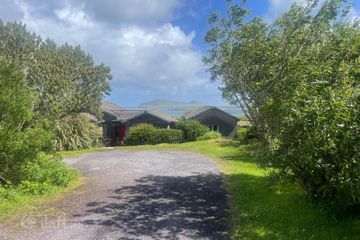 Ballineanig, Ballyferriter, Ballineanig, Co. Kerry, V92X229 — photo 3