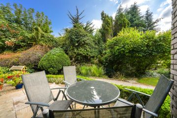 Apt 1 El Pinar, Kilgobbin Road, Sandyford, Dublin 18, Co. Dublin, D18PT63 — photo 2