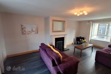 3 Merchants Place, Kilcullen, Co. Kildare — photo 2