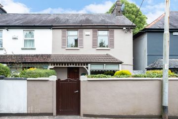 Belmont, 2 Hartland's Road, The Lough, Co. Cork, T12W6P1 — photo 3