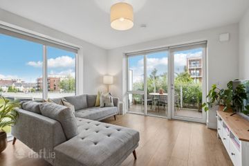 Apartment 78, Kiln View, Clay Farm, Leopardstown, Dublin 18, D18YFH2 — photo 2