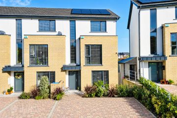 7 The Crescent, Green Hill, Clonhaston, Enniscorthy, Co. Wexford, Y21P6V3