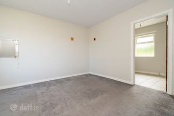 16 Ard Bhríde, Carndonagh, Carndonagh, Co. Donegal, F93W0C6 — photo 3