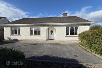 34 Hollywood Grove, Ballaghaderreen, Co. Roscommon, F45WN26 — photo 2