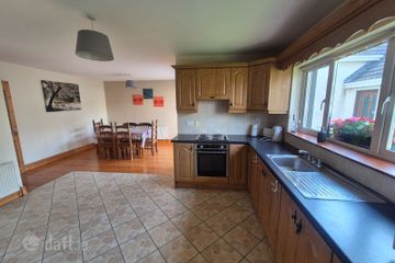 62 Abbey Ville, Limerick Road, Ennis, Co. Clare, V95R26K — photo 3