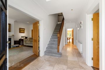 3 Pavilion Gate, Glenamuck Road, Foxrock, Dublin 18, D18 R2H9 — photo 3