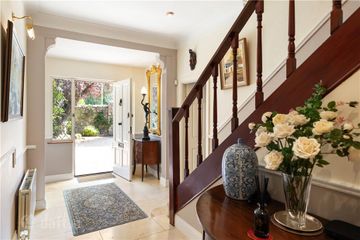Woodleigh, Leopardstown Road, Foxrock, Dublin 18, D18F3F4 — photo 3