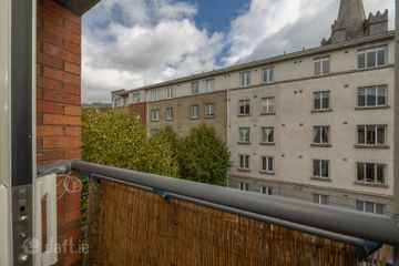17 Packenham House , Christchurch, Dublin 8, D08VRP8 — photo 3
