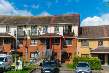 7 Russell Crescent, Russell Square, Tallaght, Dublin 24, D24TN23 — photo 2