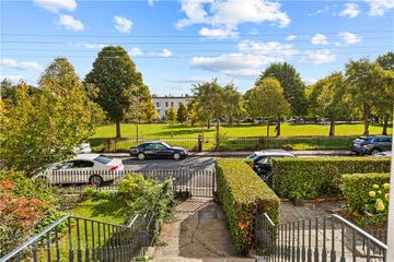 13 Royal Terrace West, Dun Laoghaire, Co. Dublin, A96 XV02 — photo 2