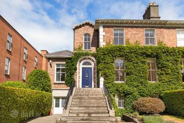 The Lansdowne Collection, Ballsbridge, Dublin 4, D04HC65 — photo 2