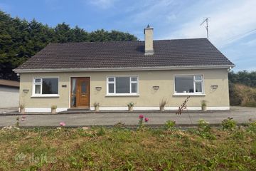 Enaghan, Aughnacliffe, Aughnacliffe, Co. Longford, N39W328