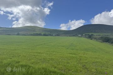 Ref 1193 - Farmlands, Coomastow, Aghatubrid, Cahersiveen, Co. Kerry — photo 2