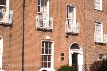 13 Warrington Place