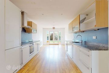 3 Hillview Crescent, Seafield, Ballymoney, Co. Wexford, Y25T207 — photo 2