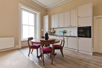 Apt 11, 115 Strand Road, Sandymount, Dublin 4, D04 HK33 — photo 3