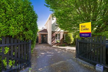 80 Castle Riada Avenue, Lucan, Co. Dublin