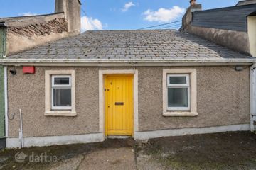 4 Saint Patrick's Arch, Gerald Griffin Street, Blackpool, Co. Cork, T23PKT9 — photo 2
