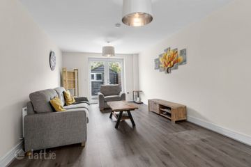1 Diswellstown Place, Hamilton Park, Dublin 15, D15P7VT — photo 3