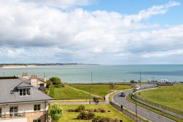 Penthouse 14 The Anchorage, The Crescent, Robswall, Malahide, Co. Dublin, K36XC62 — photo 2