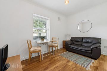 Apartment 5, Salisbury Apartments, South Circular Road, Dublin 8 — photo 2