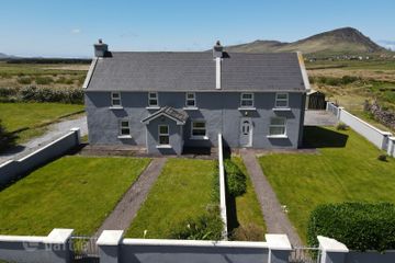 Ballynavenooragh, Ballydavid, Co. Kerry, V92P9T2