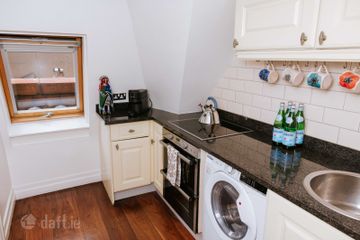Apartment 3, 17 Fade Street, Dublin 2 — photo 3