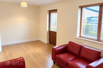 7 Riverscourt, Fionn Laoi, Carrigrohane, Co. Cork — photo 3