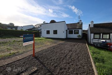 11 Castlepoint Village, Crosshaven, Co. Cork, P43EK18