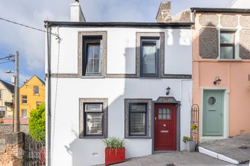 12 Lower Midleton Street, Cobh, Cobh, Co. Cork, P24XR83 — photo 2