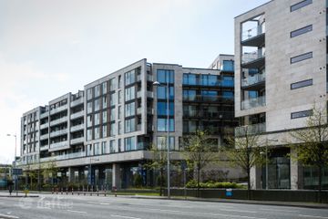 176 , Grande Central/South Central, Rockbrook, Sandyford, Co. Dublin — photo 2