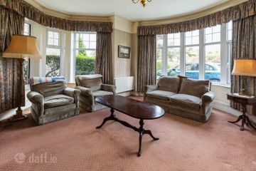 75 Howth Road, Clontarf, Dublin 3, D03A2R7 — photo 3