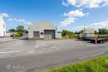 The Garage, Kiltormer, Co. Galway, H53W6Y8 — photo 2