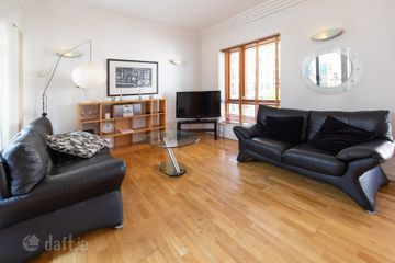 4 Gandon House, Custom House Square, IFSC, Dublin 1, D01HX34 — photo 2
