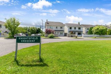 1 Knightsfield Crescent, Dunsany, Co. Meath, C15 H7T8 — photo 2