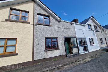 34 Saint Muredach'S Terrace, Ballina, Co. Mayo, F26W2A8 — photo 2