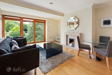17 Beech Lodge, Farmleigh, Castleknock, Dublin 15, D15 E292 — photo 2