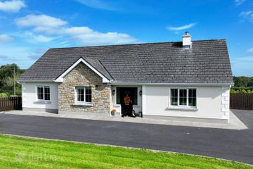 Beacon Hill, Cahanagh, Newtownforbes, Co. Longford, N39F9T1 — photo 2