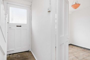 17 Ramillies Road, Ballyfermot, Dublin 10 — photo 2